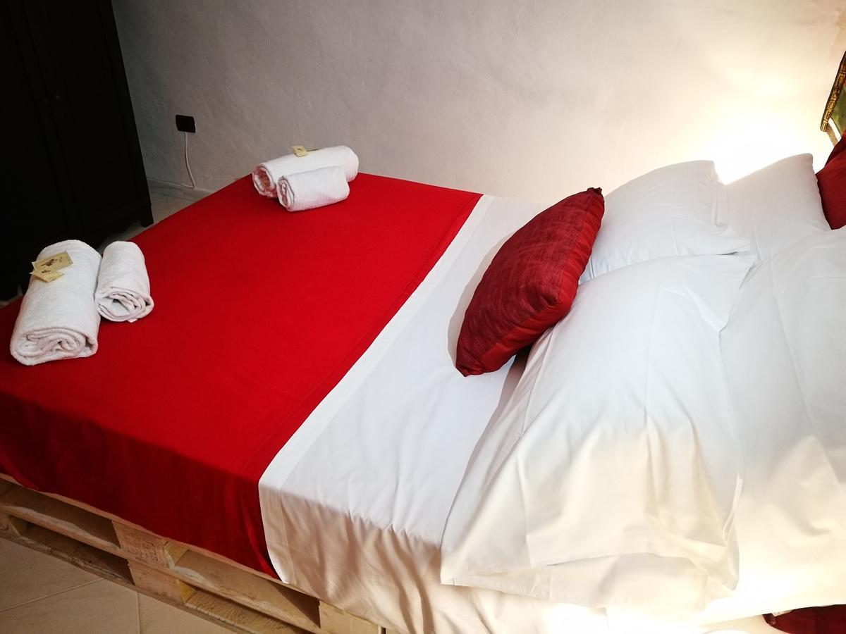 Domus Vinaria Bed & Breakfast เนเปิลส์ ภายนอก รูปภาพ