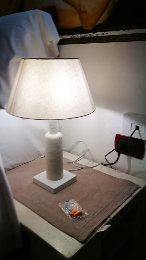 Domus Vinaria Bed & Breakfast เนเปิลส์ ภายนอก รูปภาพ
