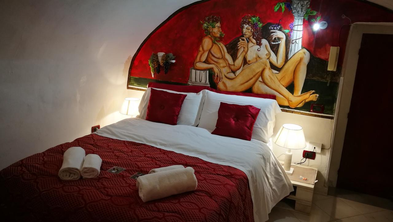 Domus Vinaria Bed & Breakfast เนเปิลส์ ภายนอก รูปภาพ